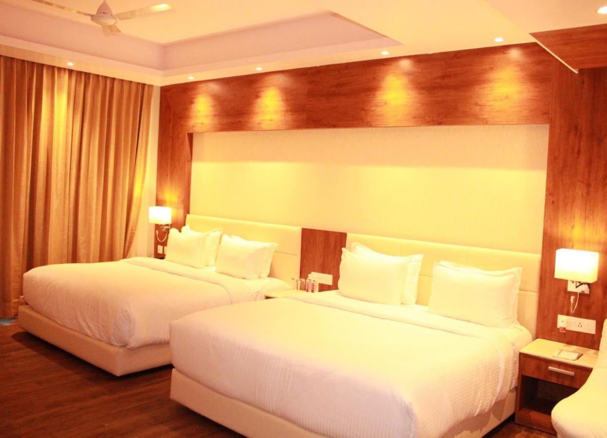 Sarovar Portico, Szomnáth Kültér fotó