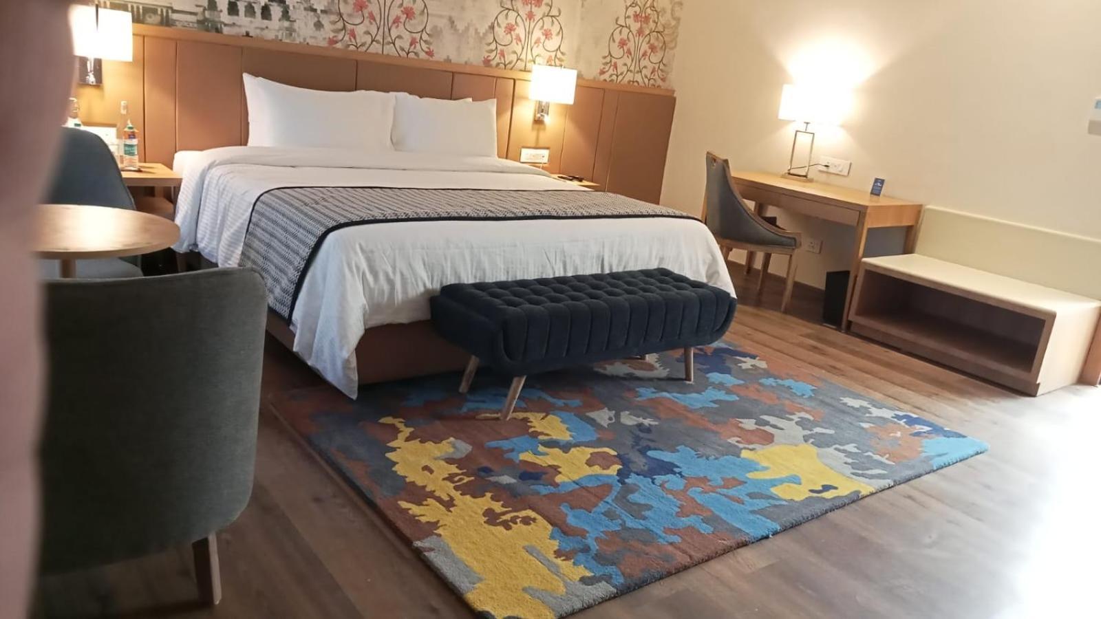 Sarovar Portico, Szomnáth Kültér fotó