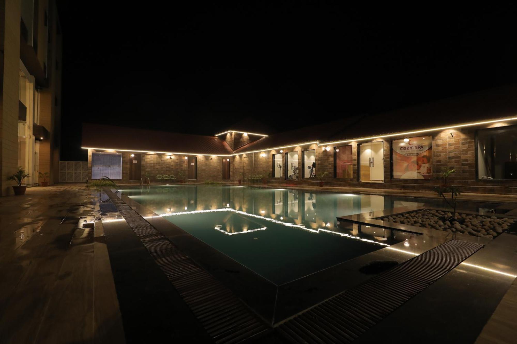 Sarovar Portico, Szomnáth Kültér fotó