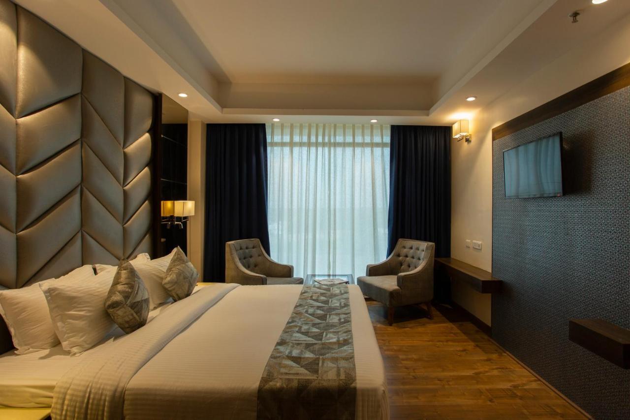Sarovar Portico, Szomnáth Kültér fotó