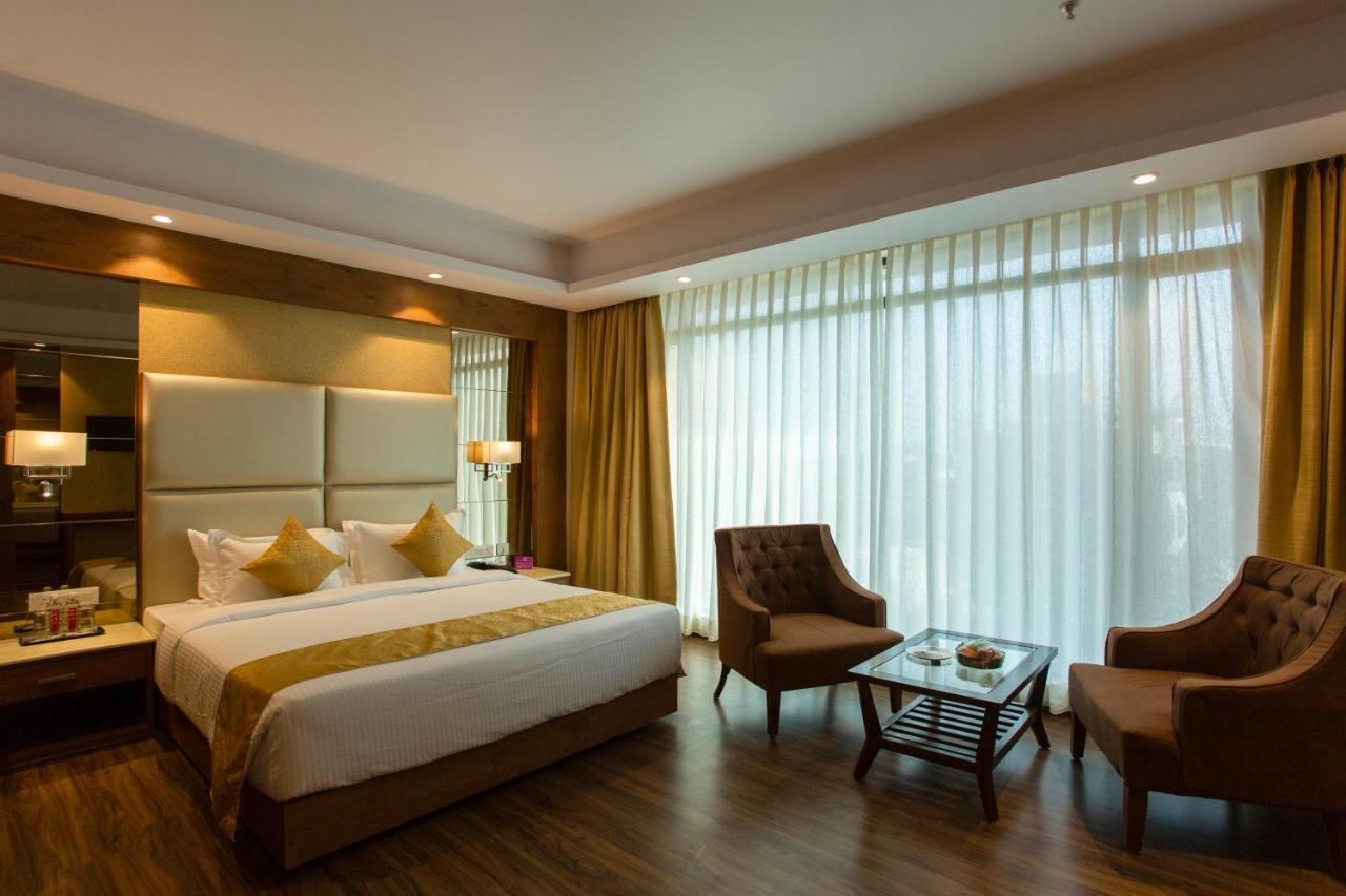 Sarovar Portico, Szomnáth Kültér fotó