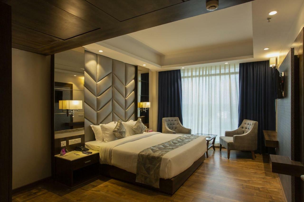 Sarovar Portico, Szomnáth Kültér fotó
